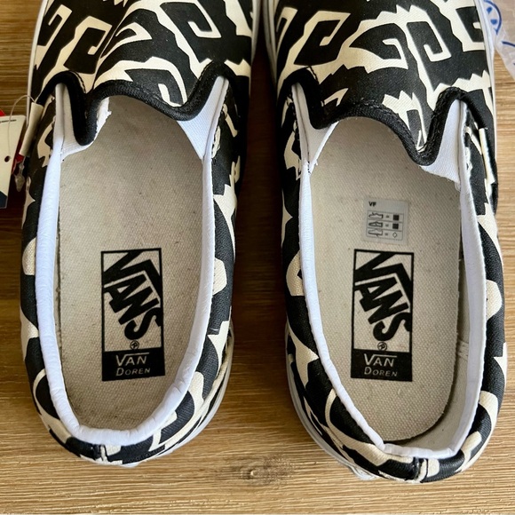 Vans Classics 2014 Van Doren Shoes Mens 7.5 Tribal Print Slip On Skateboarding - Picture 11 of 15
